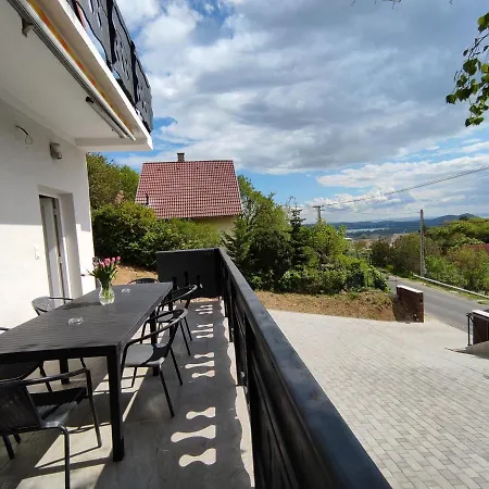 Szoemoerce Vendeghaz Semesterbostad *