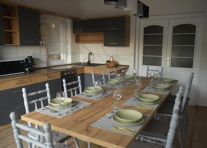 Szoemoerce Vendeghaz